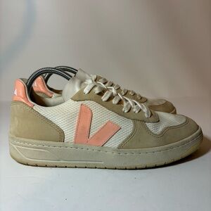 Veja Women's Sneakers in Cream and Pink